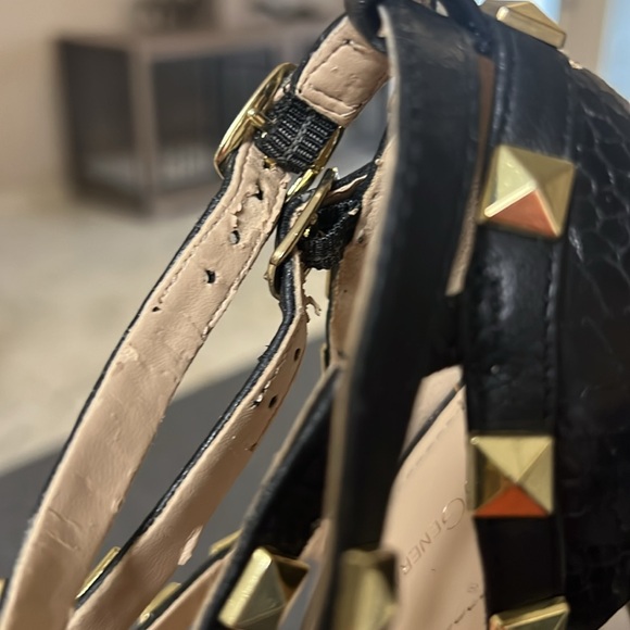 BCBG black Heels - Picture 14 of 14